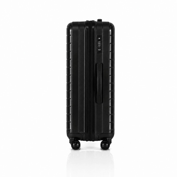 Валіза з поліпропілену Fashion 131 середня 62л чорна (131-M-Black) 131-M-Black фото