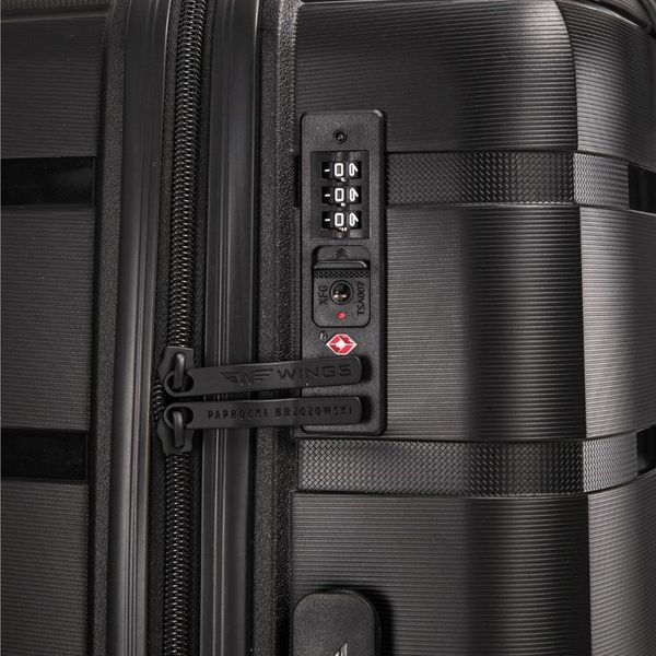 Чемодан Wings HWF01 средний 63л черный (HWF01-M-Black) HWF01-M-Black фото