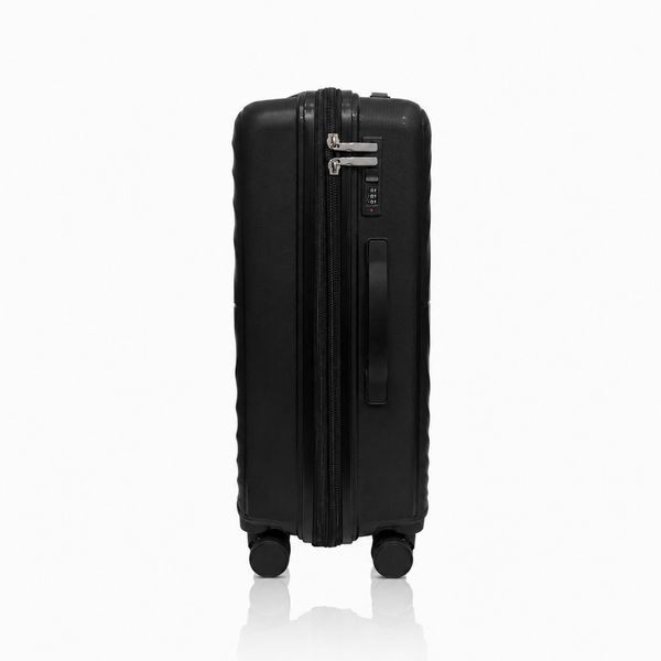 Чемодан с расширением Madisson 42203 средний 68л черный (42203-M-Black) 42203-M-Black фото